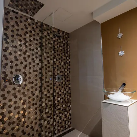 Aparthotel Dolomites Living&Relax 3* Commezzadura