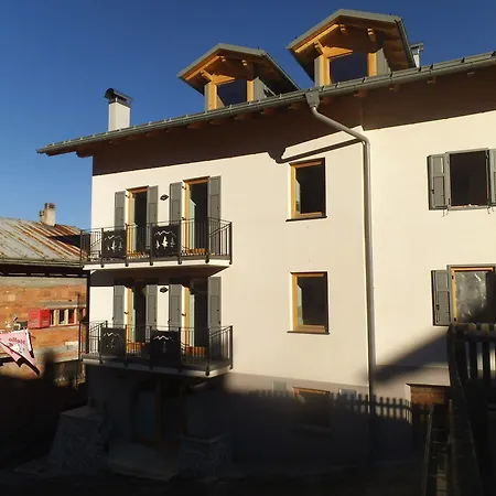 Aparthotel Dolomites Living&Relax Aparthotel Commezzadura